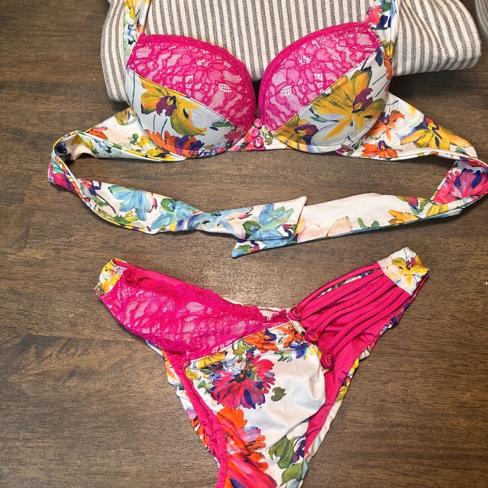 Beach Bunny bikini